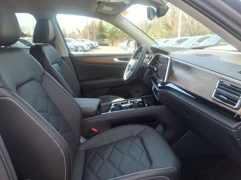 New 2026 Volkswagen Atlas SE image 5