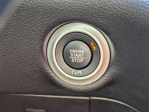 Used 2020 Chrysler Pacifica Limited w/ Quick Oder Package 2EV RED-S image 19