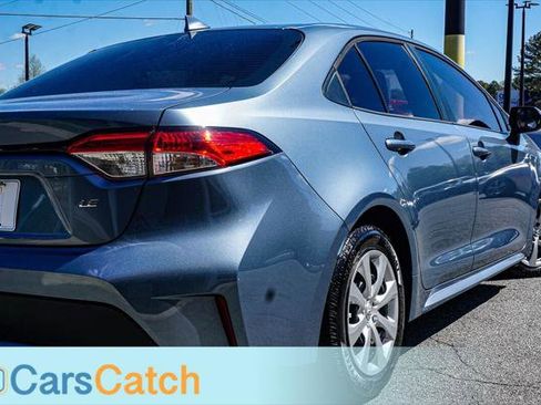 Used 2021 Toyota Corolla LE image 6