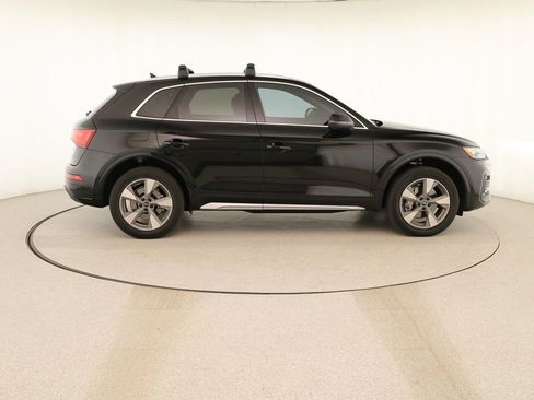 Certified 2023 Audi Q5 2.0T Premium w/ Convenience Package AWD/4WD image 8