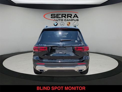 New 2025 Mercedes-Benz GLB 250 4MATIC image 4