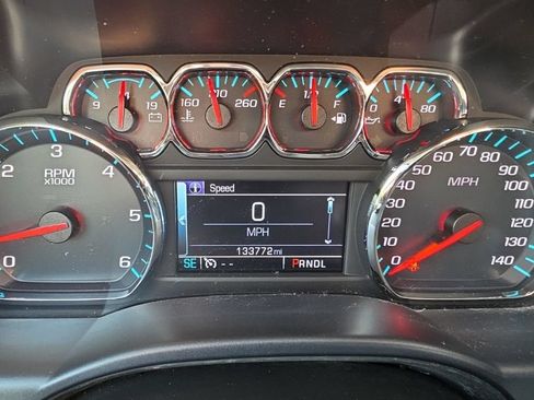 Certified 2017 Chevrolet Silverado 1500 LT w/ All Star Edition AWD/4WD image 9