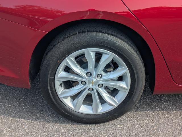 Certified 2025 Chevrolet Malibu LT FWD image 11