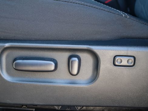 Used 2022 Toyota Tacoma TRD Sport w/ Technology Package RWD image 22