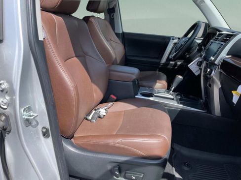 Used 2024 Toyota 4Runner Limited RWD image 19