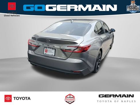 Used 2025 Toyota Camry SE FWD image 8