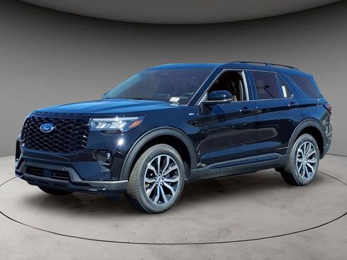 New 2026 Ford Explorer ST-Line image 1
