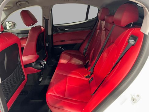 Used 2020 Alfa Romeo Stelvio w/ Nero Edizione image 21