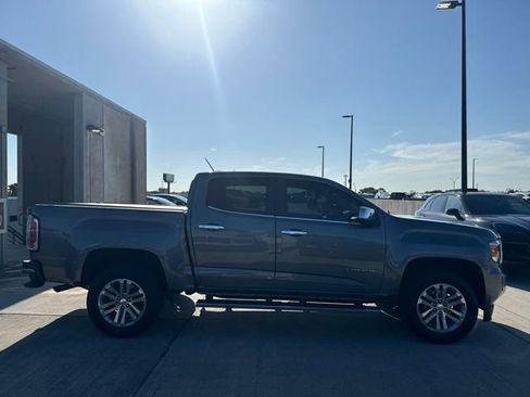 Used 2019 GMC Canyon SLT w/ Trailering Package RWD image 2