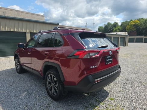 Certified 2023 Toyota RAV4 XLE Premium AWD/4WD image 4