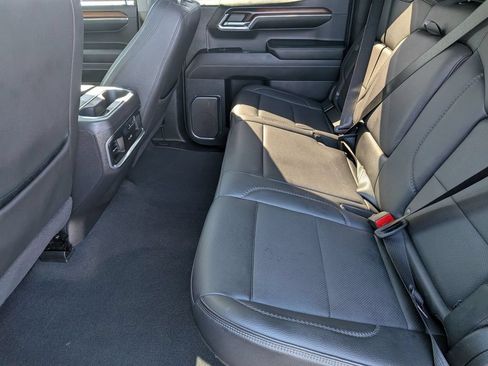 Used 2024 GMC Sierra 1500 Denali w/ Technology Package AWD/4WD image 31