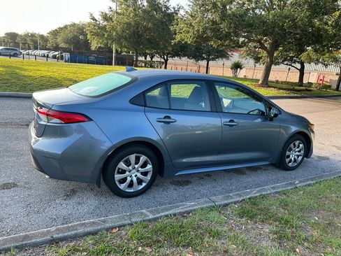 Used 2026 Toyota Corolla LE FWD image 6