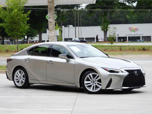 Used 2022 Lexus IS 300 RWD image 13