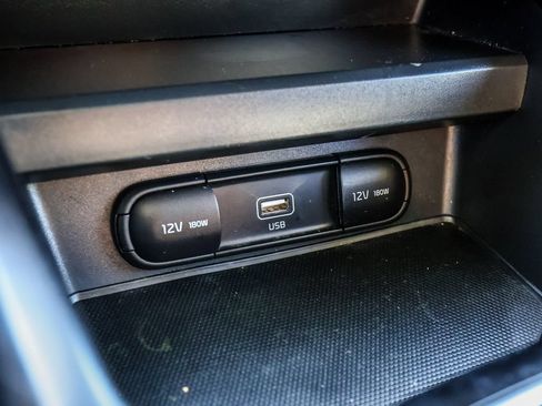 Used 2022 Kia Soul LX w/ Technology Package FWD image 27