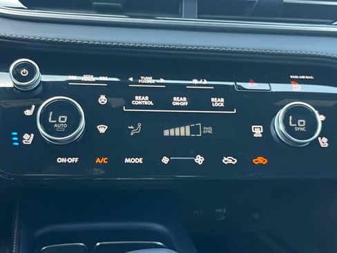 Certified 2026 INFINITI QX60 Sport w/ Dark Cargo Package AWD/4WD image 19
