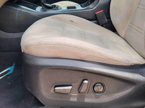 Used 2020 Kia Sorento S FWD image 23