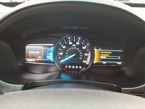 Used 2019 Ford Explorer XLT w/ Equipment Group 202A image 21