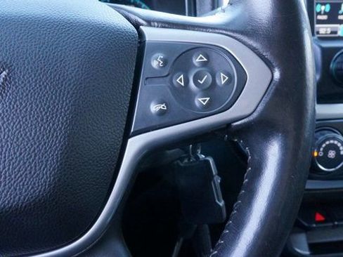Used 2018 Chevrolet Colorado LT w/ LT Convenience Package image 24