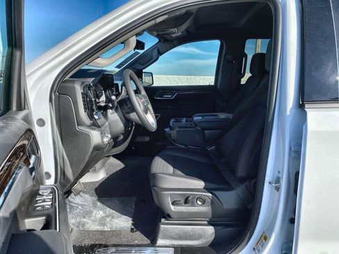 New 2026 GMC Sierra 1500 Elevation image 31