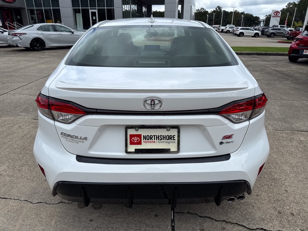 Certified 2026 Toyota Corolla SE FWD image 5