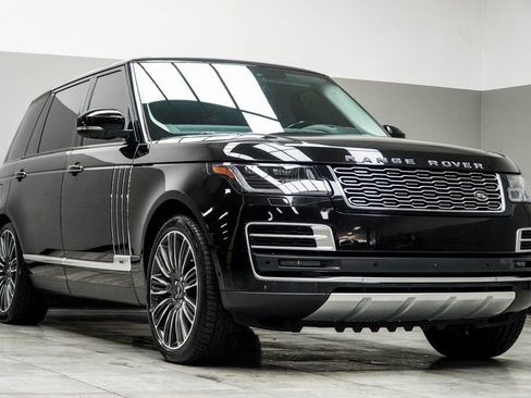 Used 2022 Land Rover Range Rover SV Autobiography Dynamic image 8