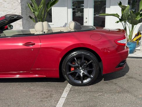 Used 2012 Maserati GranTurismo Sport RWD image 11