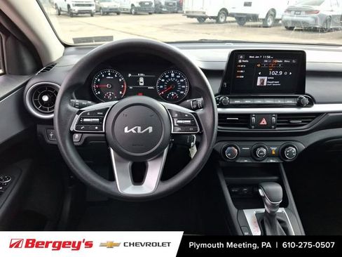 Used 2024 Kia Forte LXS w/ LXS Technology Package image 14