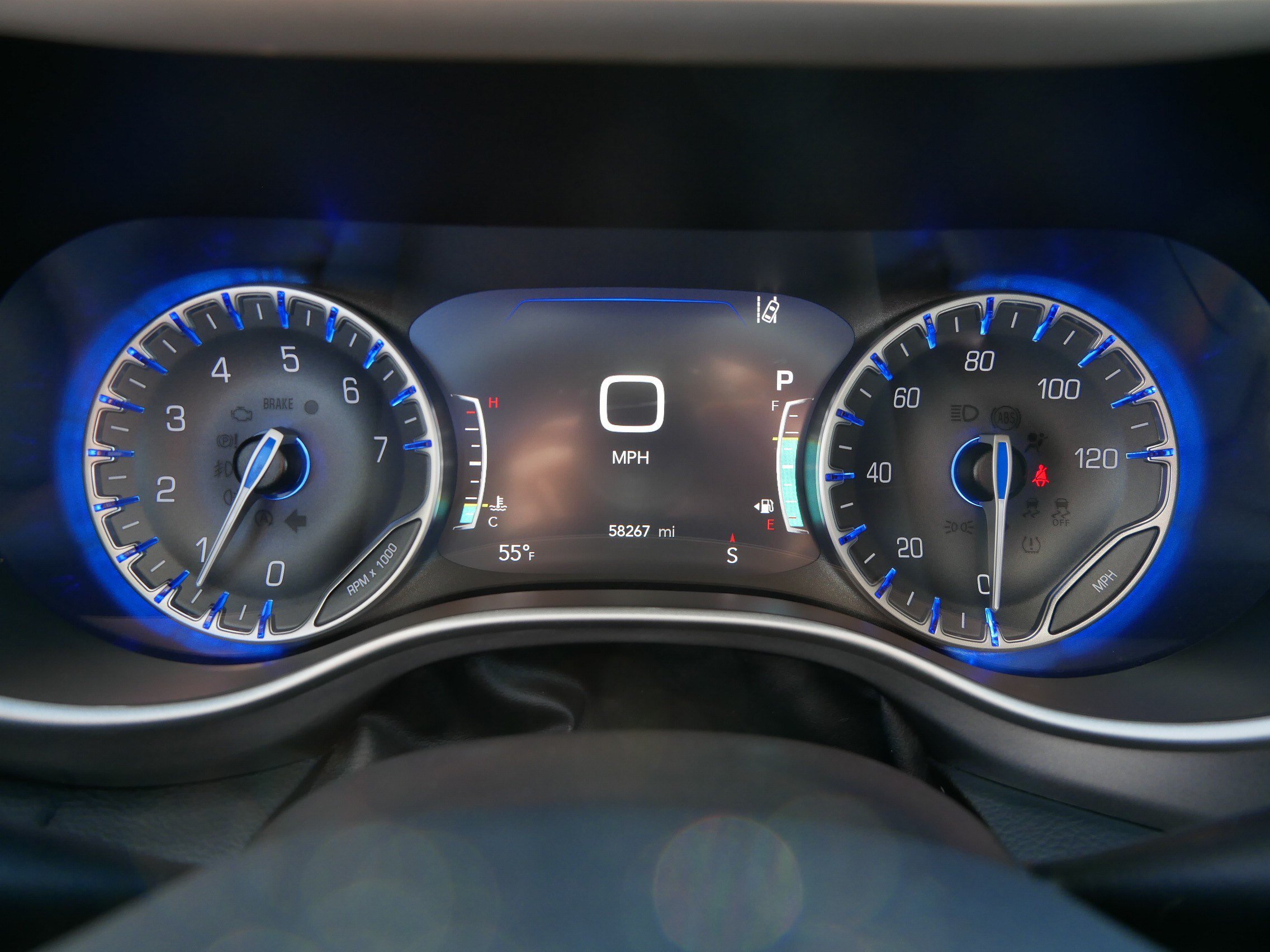 Used 2023 Chrysler Pacifica Touring-L FWD image 25