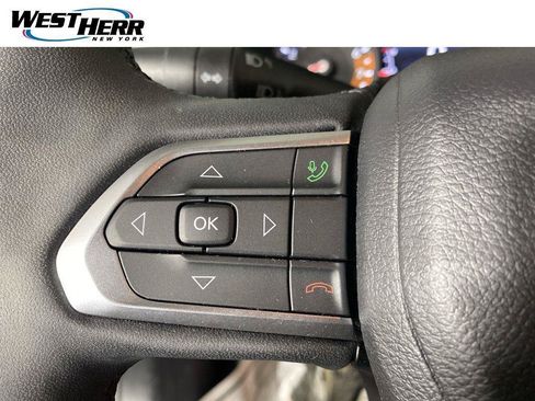Used 2023 Jeep Compass Latitude w/ Convenience Group AWD/4WD image 13