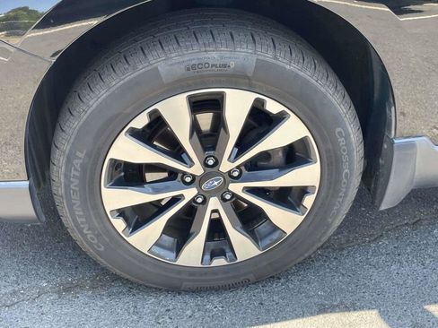Used 2017 Subaru Outback 2.5i Limited AWD/4WD image 29