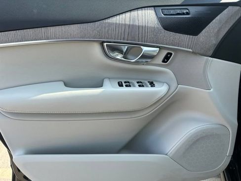 Certified 2023 Volvo XC90 B6 Plus w/ Protection Package Premier AWD/4WD image 18