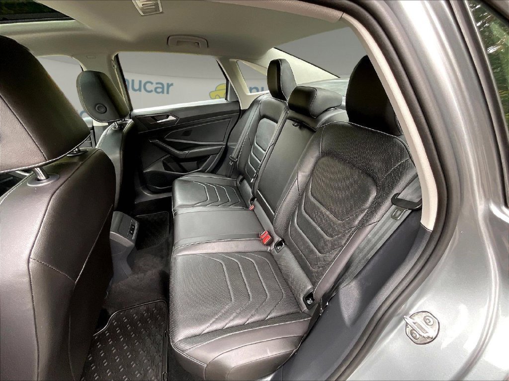 Used 2024 Volkswagen Jetta SEL FWD image 25
