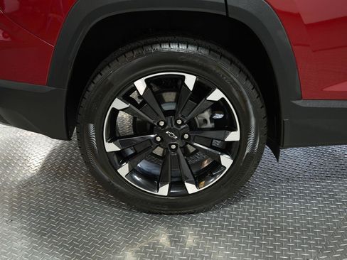 Used 2025 Chevrolet Equinox RS w/ Safety and Technology Package AWD/4WD image 28