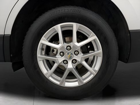 Used 2022 Chevrolet Equinox LT AWD/4WD image 24