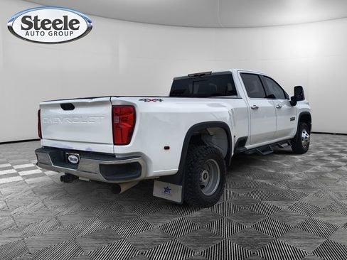 Used 2021 Chevrolet Silverado 3500 LTZ w/ LTZ Texas Edition image 5
