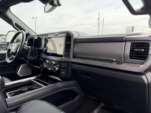 Used 2025 Ford F350 Platinum w/ FX4 Off-Road Package AWD/4WD image 65