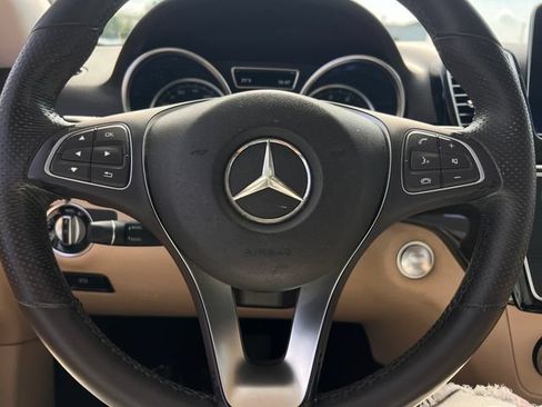 Used 2018 Mercedes-Benz GLE 350 w/ Premium 1 Package image 21