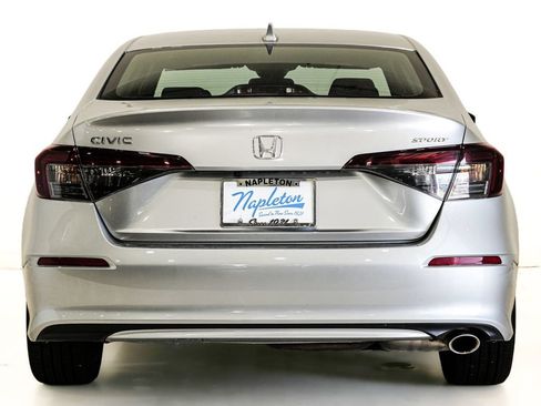 Used 2025 Honda Civic Sport image 7