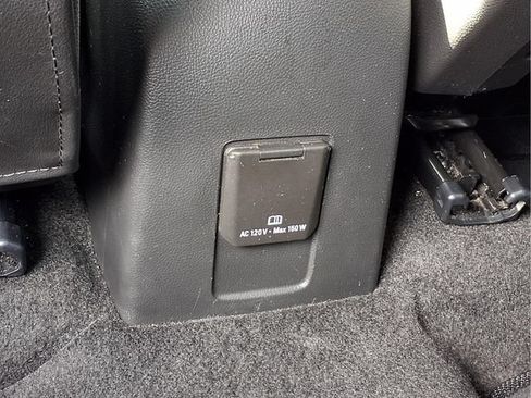 Certified 2019 Chevrolet Trax LT w/ LT Convenience Package FWD image 20