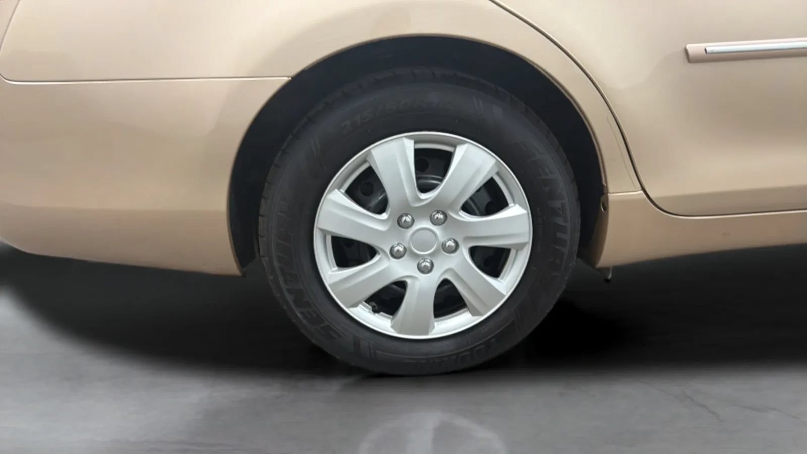 Used 2011 Toyota Camry FWD image 26