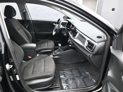 Used 2023 Kia Rio S FWD image 33