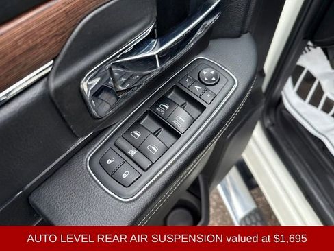 Used 2018 RAM 2500 Laramie image 12