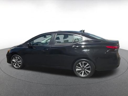 Used 2025 Nissan Versa SV FWD image 9