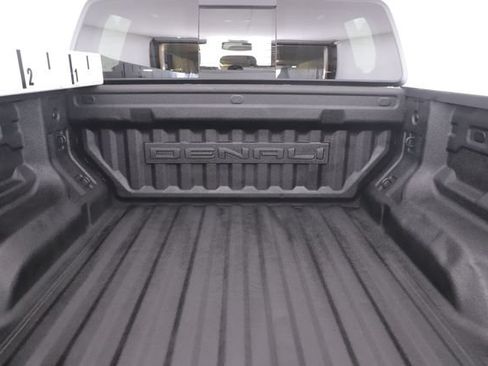 Used 2024 GMC Canyon Denali AWD/4WD image 30