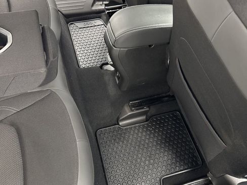 Used 2022 Jeep Renegade Altitude w/ Convenience Group image 30