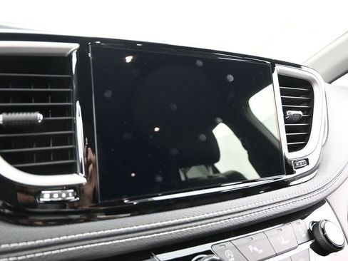 New 2026 Chrysler Pacifica Select w/ S Appearance Package image 31