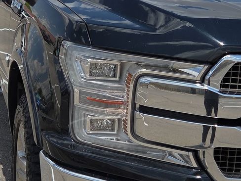 Used 2018 Ford F150 King Ranch w/ Equipment Group 601A Luxury AWD/4WD image 8