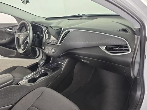 Used 2022 Chevrolet Malibu LT FWD image 26