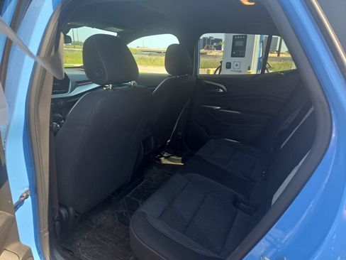 Used 2024 Chevrolet Trax RS w/ Driver Confidence Package FWD image 12