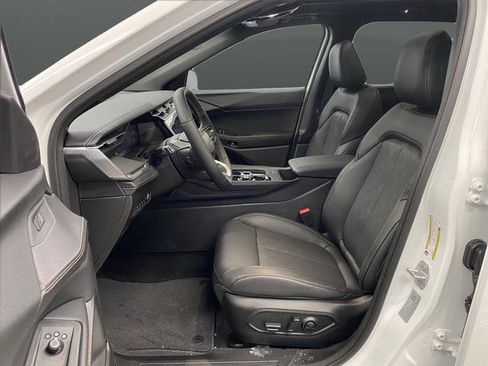 New 2026 Jeep Cherokee Overland w/ Trailer Tow Group image 4